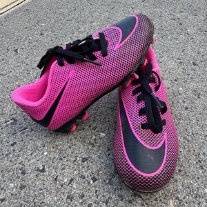 NIKE Kids Soccer Cleats Size 10C